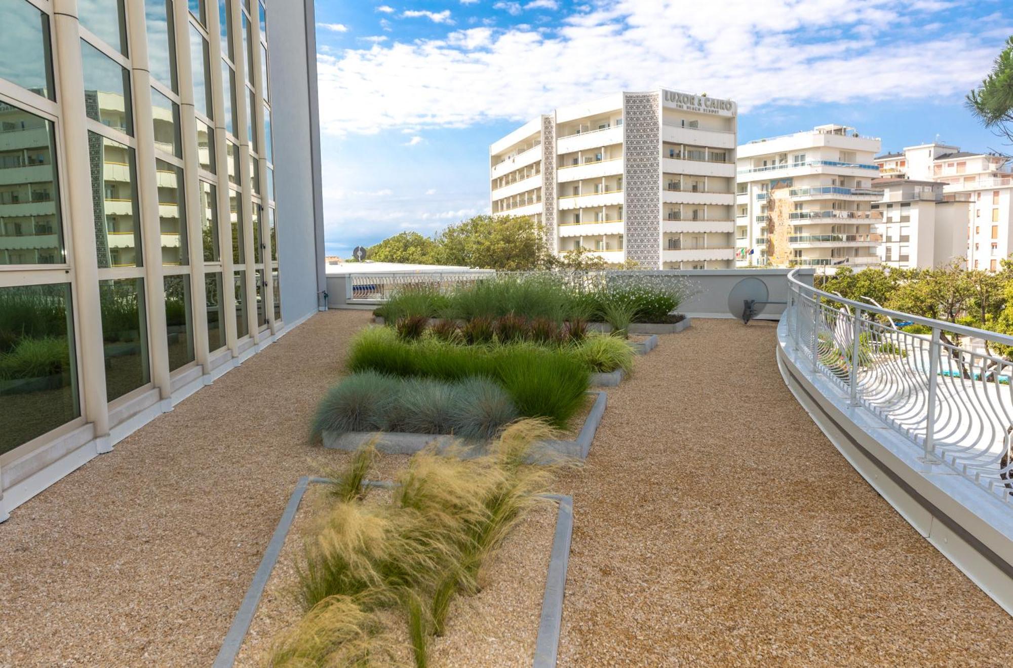 Hotel Nember Lido di Jesolo Exteriör bild